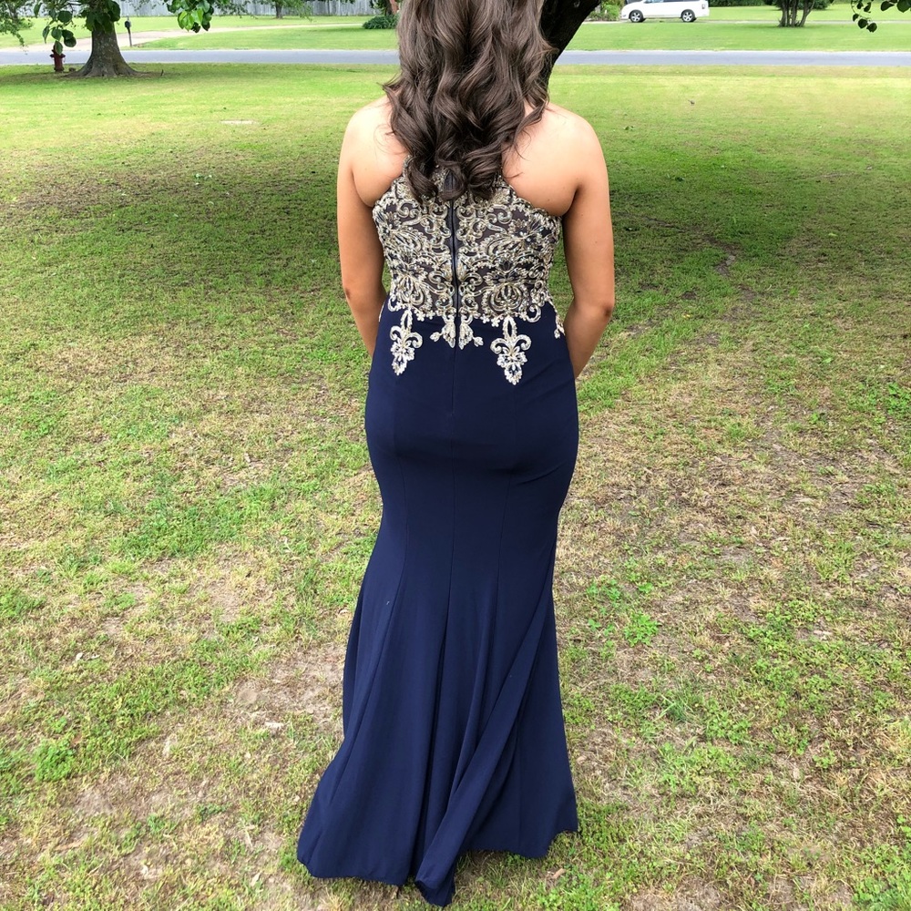 FORMAL/PROM DRESS - Picture 3 of 5